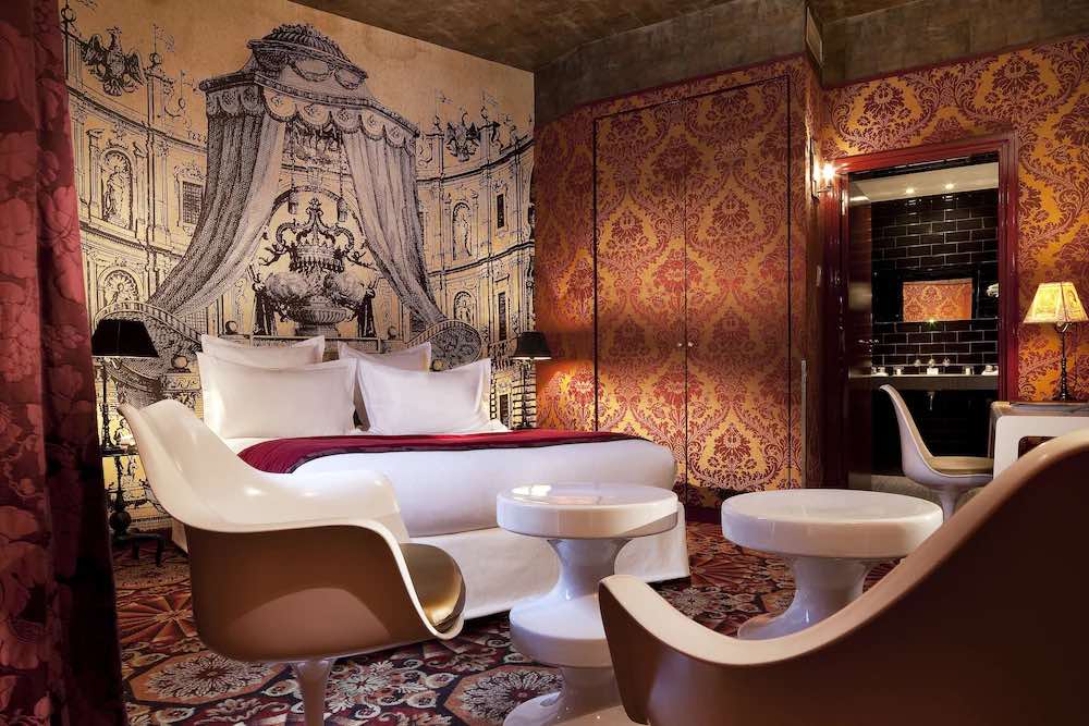 Room in Hôtel du Petit Moulin, Paris