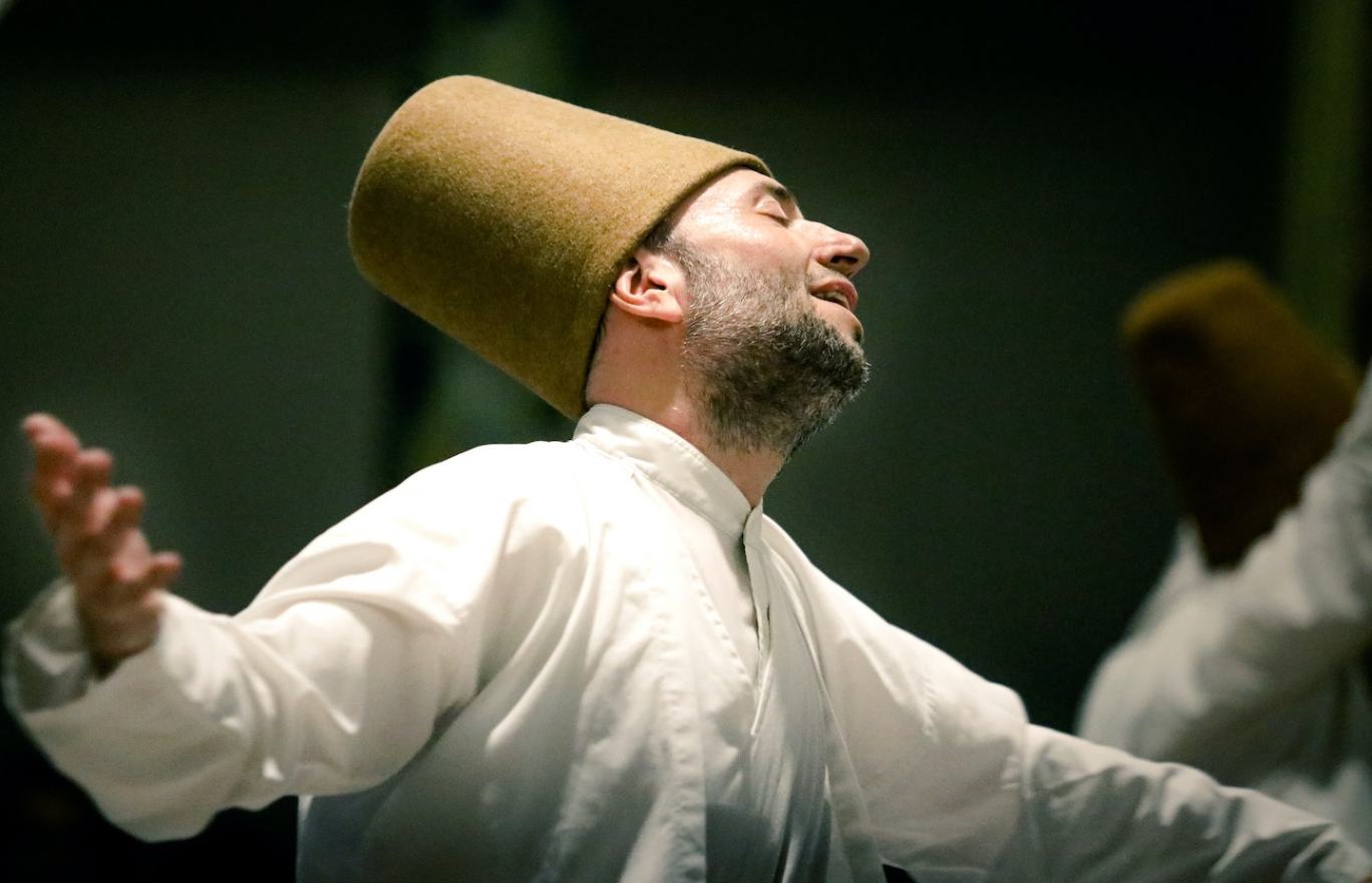 experience-the-whirling-dervishes-ceremony-turkey Experience the Whirling Dervishes Ceremony in Turkey
