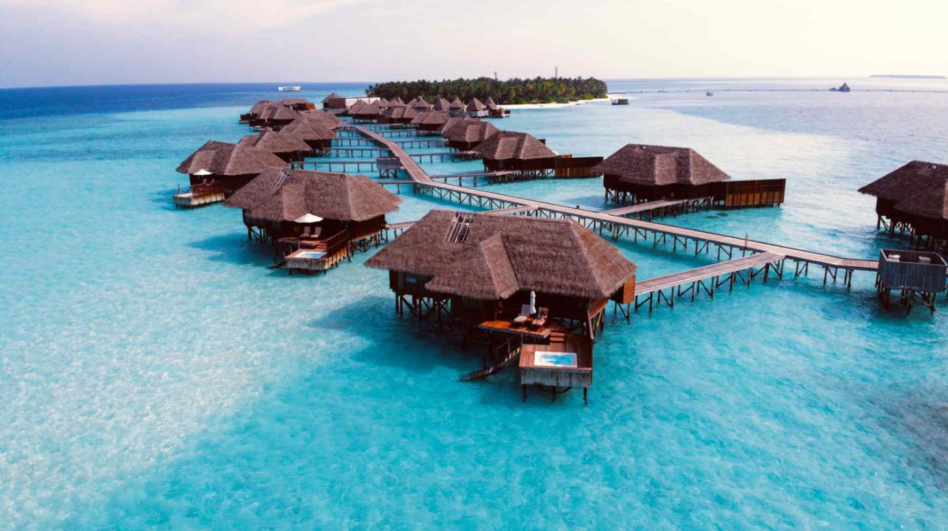 Choose the Caribbean or Maldives for Relaxing Long-Stay Escapes