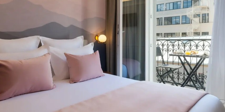 Hotel Le Milie Rose in Paris, France