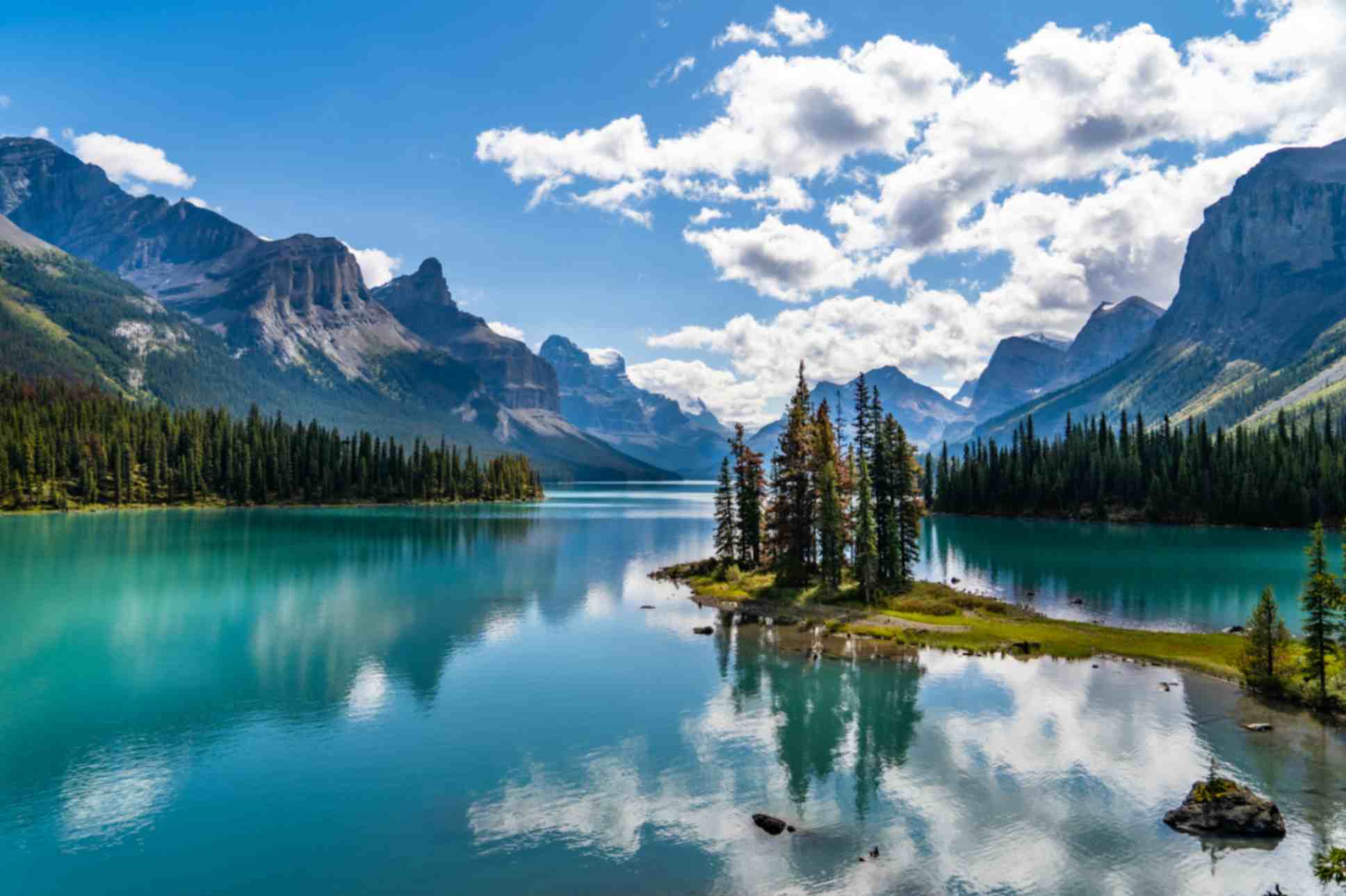Jasper National Park at the heart of the Canadian Rockies - Best Long-Haul Destinations in August