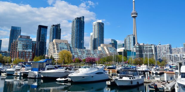 Sightseeing Tours in Toronto